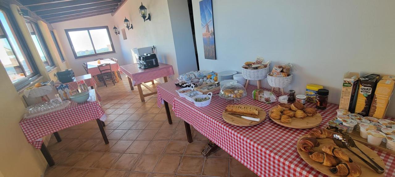 La Terrazza Motta Bed & Breakfast Atri Bagian luar foto