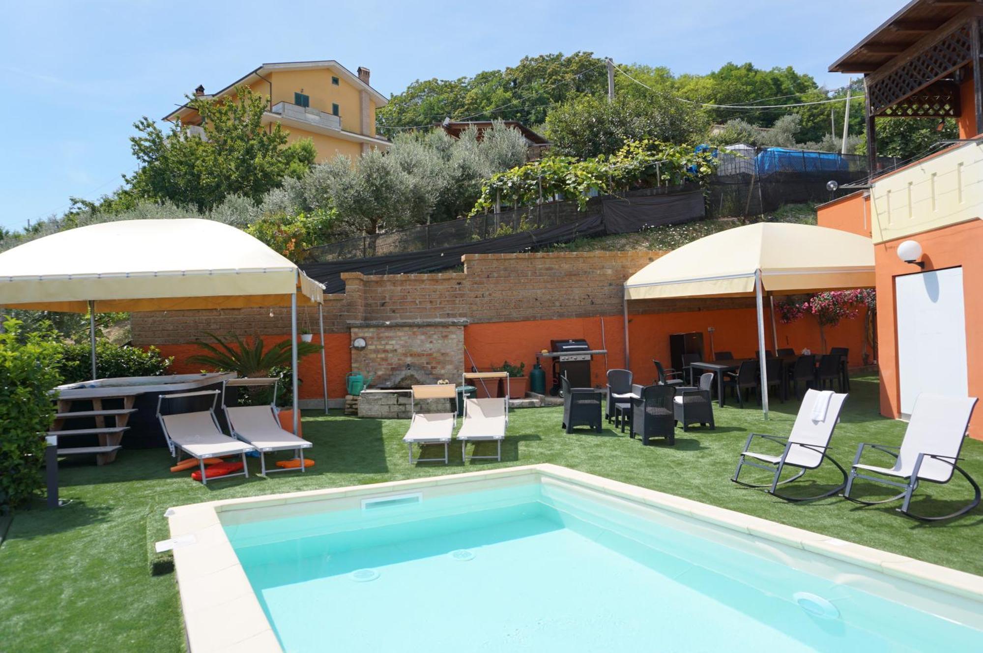 La Terrazza Motta Bed & Breakfast Atri Bagian luar foto