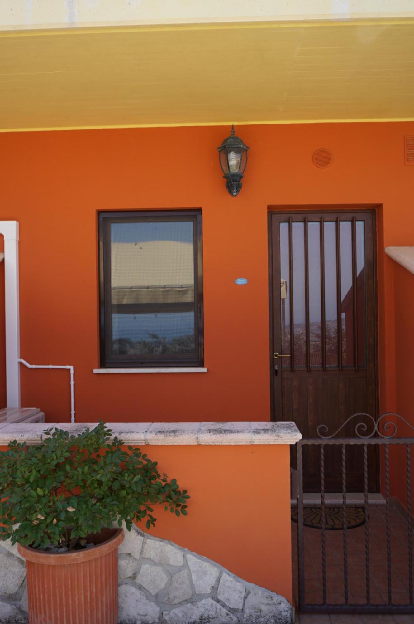La Terrazza Motta Bed & Breakfast Atri Bagian luar foto