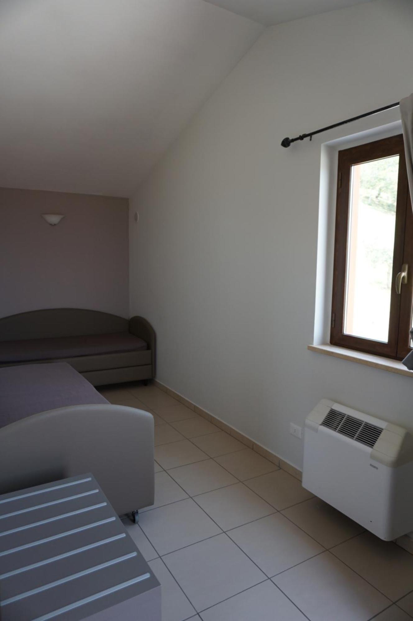 La Terrazza Motta Bed & Breakfast Atri Bagian luar foto